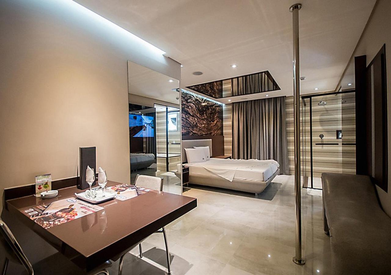 Caribe Motel (Adults Only) - Sao Paulo — Photos 2